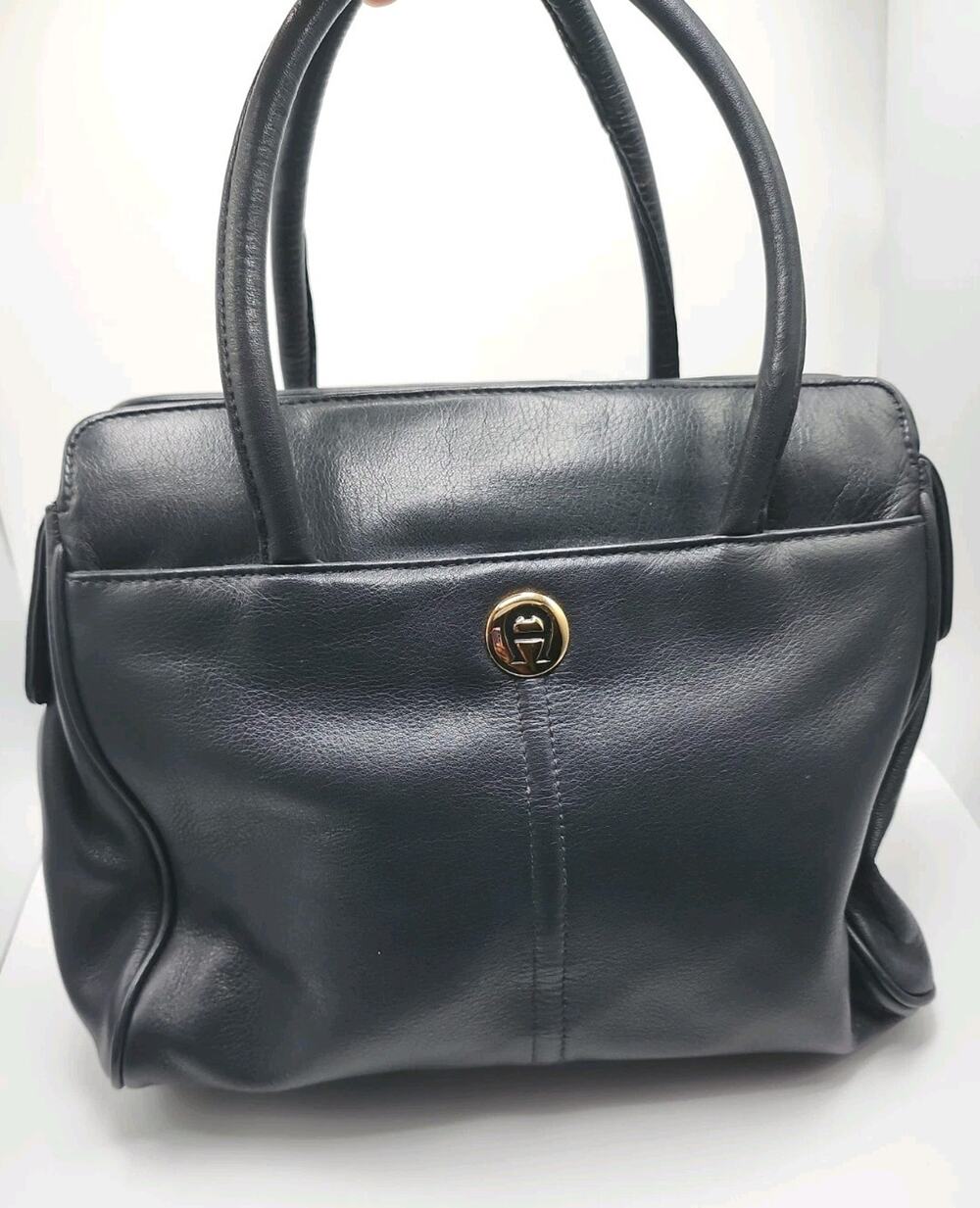 VTG ETIENNE AIGNER Genuine Leather Softbody Navy Blue Top Handle Handbag Purse